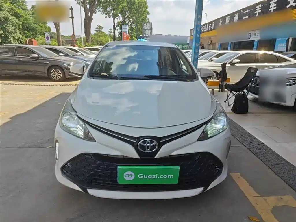 Toyota Vios FS 2017 1.5L CVT Fengchi Edition фото 3