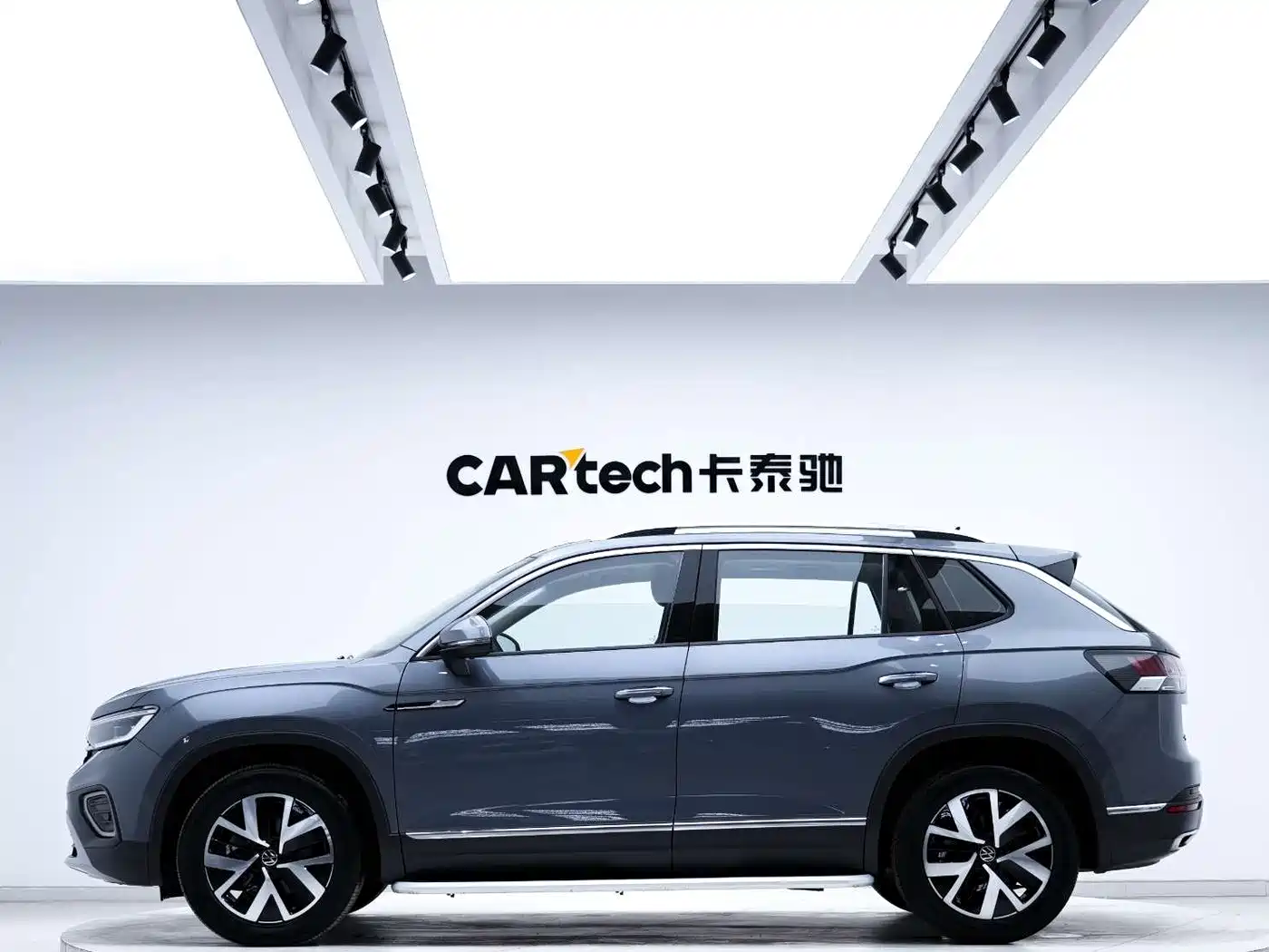 Volkswagen Tayron 2023 330TSI 2WD Luxury Plus Advanced Edition фото 4