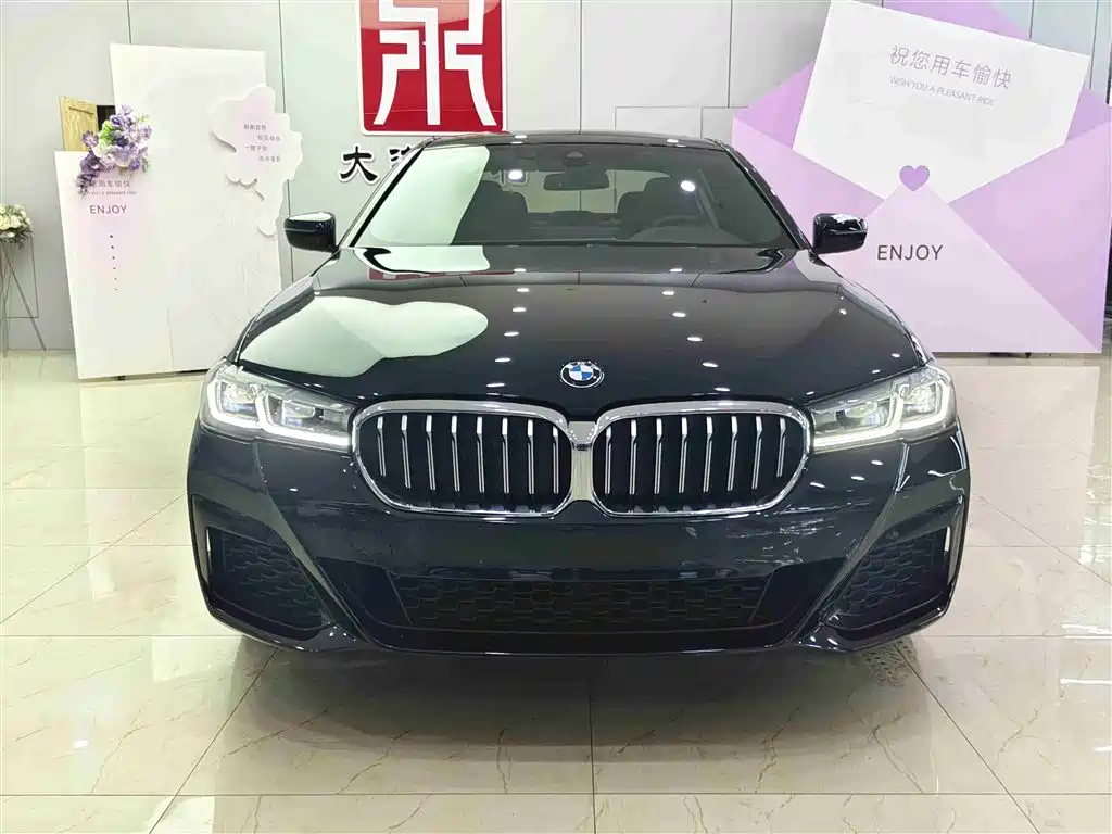 BMW 5 Series 2023 530Li xDrive M Sport Package фото 2