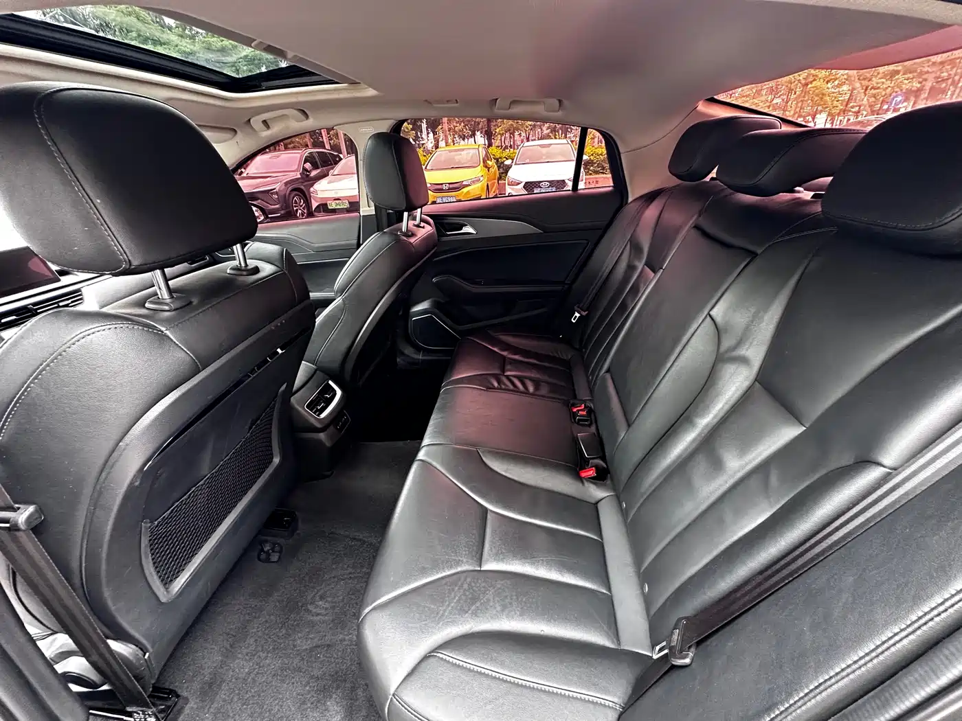 Hongqi H5 2020 1.5T DCT Qi Rhythm Edition фото 9