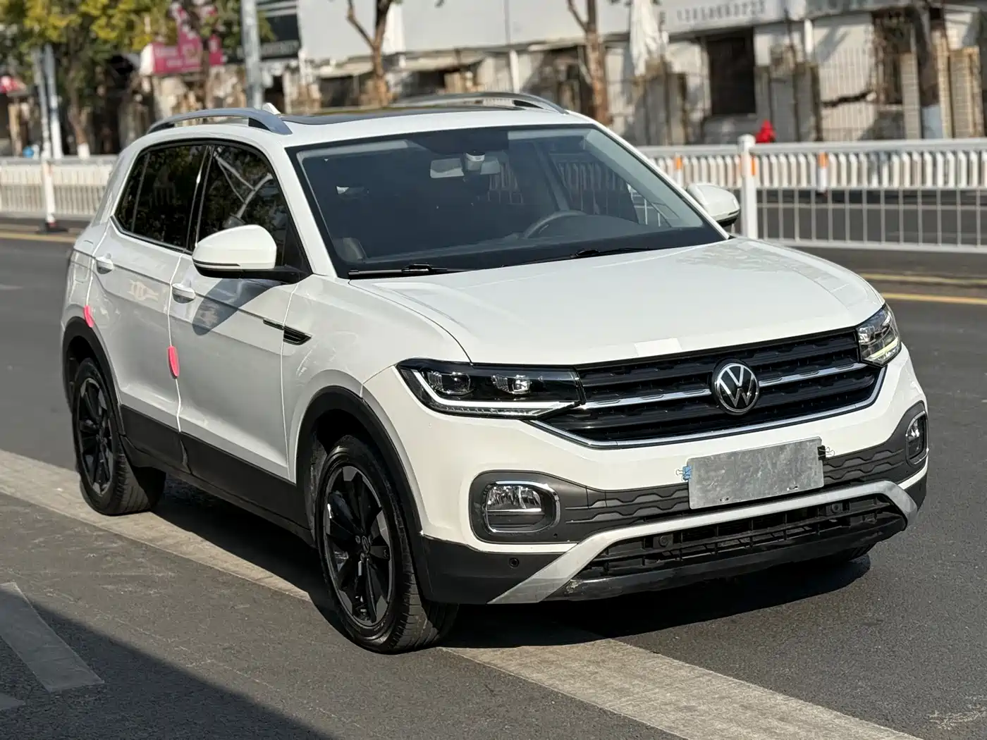 Volkswagen Tanying 2021 1.5L Automatic Smart Connect Edition фото 6