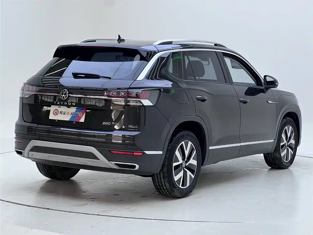 Volkswagen Tayron 2023 280TSI 2WD Luxury Plus Advanced Edition фото 4
