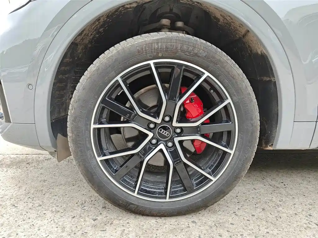 Audi Q5L 2025 45 TFSI Luxury Dynamic фото 20