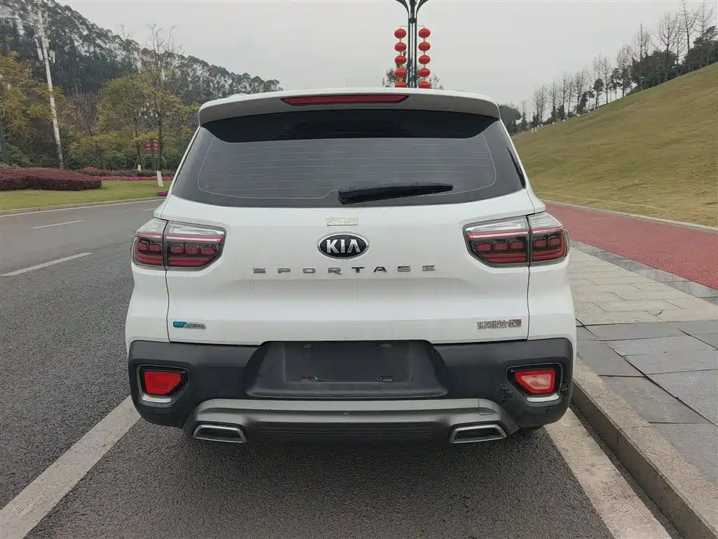 Kia Sportage 2019 2.0L Automatic Smart Luxury Edition фото 12