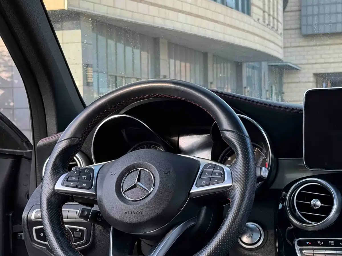 Mercedes-Benz GLC AMG 2017 AMG GLC 43 4MATIC фото 10