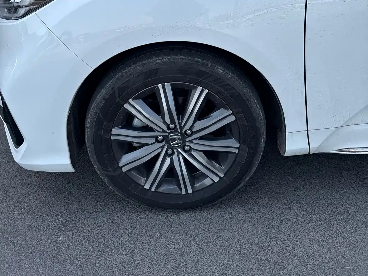 Honda Odyssey 2024 2.0L e:HEV Sharp·Comfort Edition фото 7
