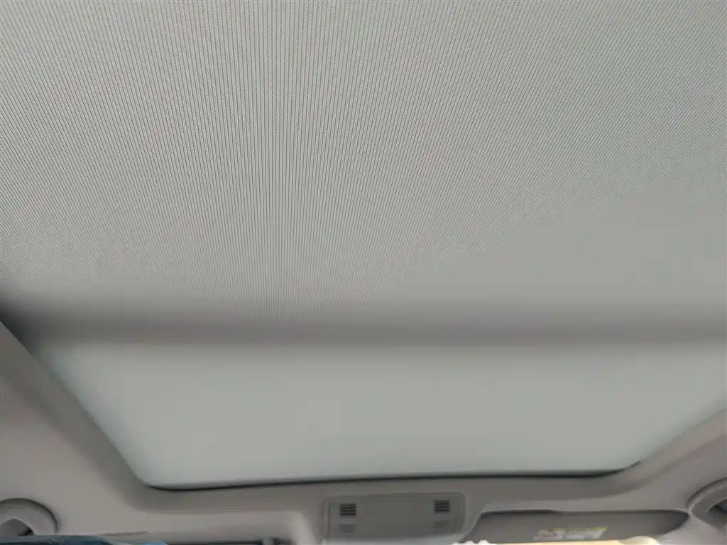 Volkswagen Sagitar 2025 Model Year Facelift 200TSI DSG Soaring Edition фото 17