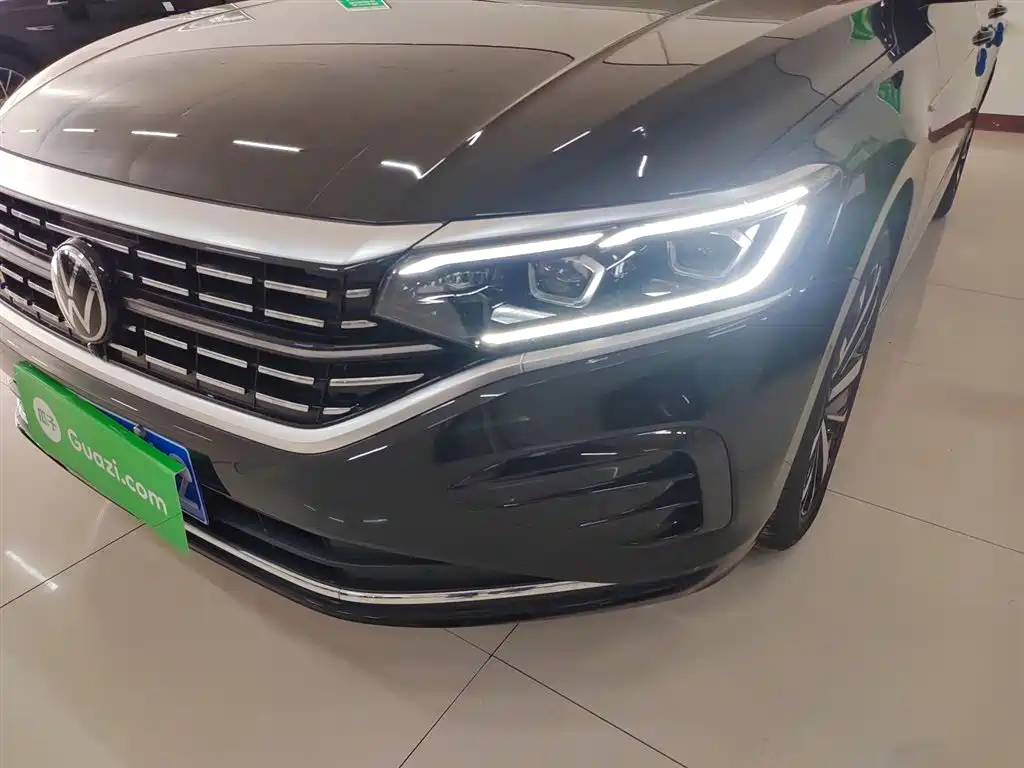 Volkswagen Passat 2023 Facelift 330TSI Luxury Edition фото 24