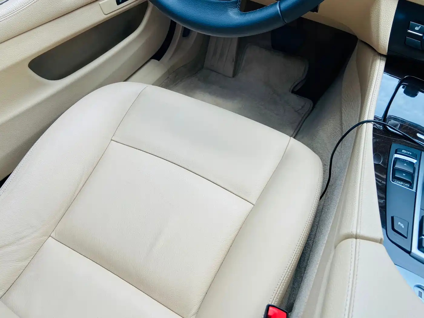 BMW 5 Series 2014 525Li Leading фото 21