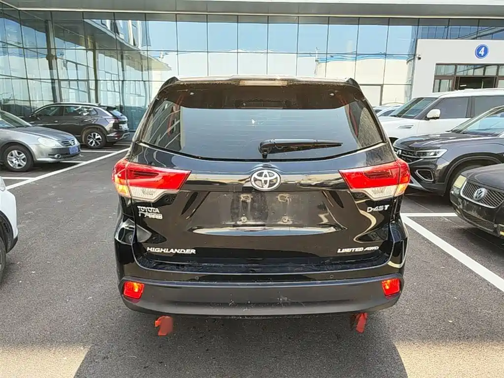 Toyota Highlander 2018 2.0T 4WD Ultimate 7-seater (China V) фото 6