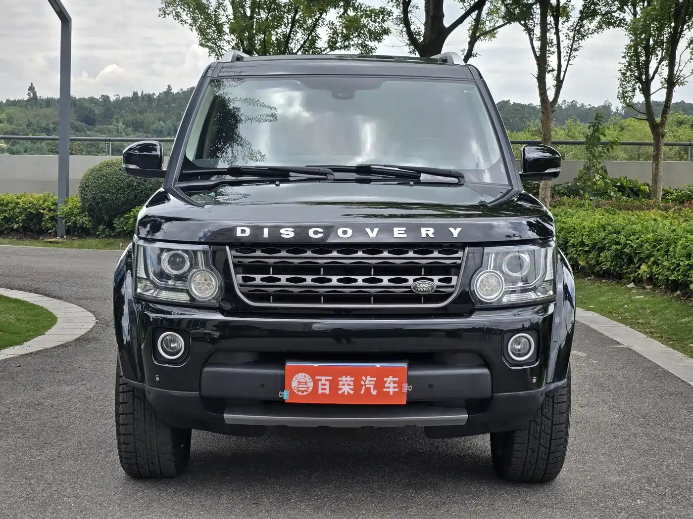 Land Rover Discovery 2014 3.0 SC V6 XXV Edition фото 2