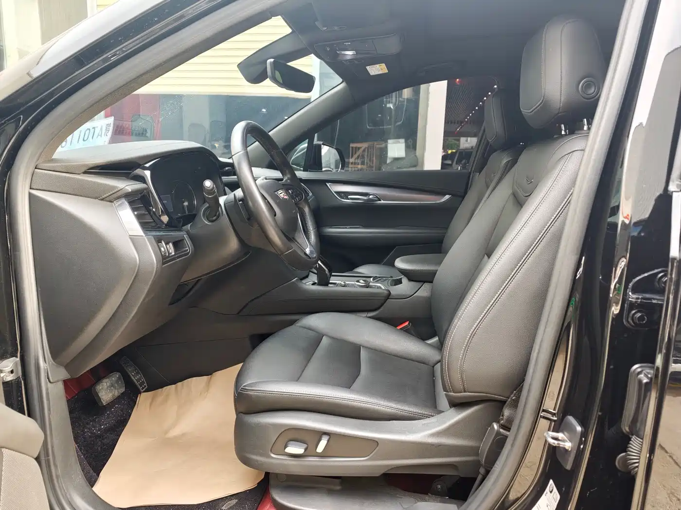 Cadillac XT6 2020 28T 7-Seater AWD Trend Edition фото 5