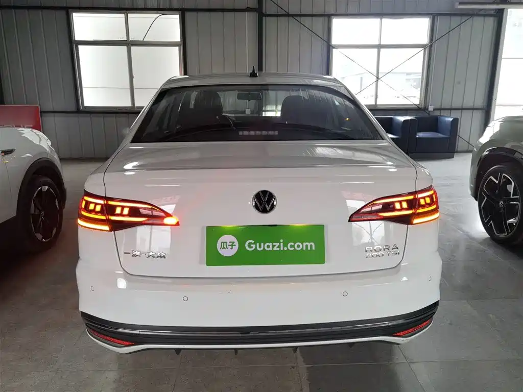 Volkswagen Bora 2024 200TSI DSG Smooth Ride Edition фото 4