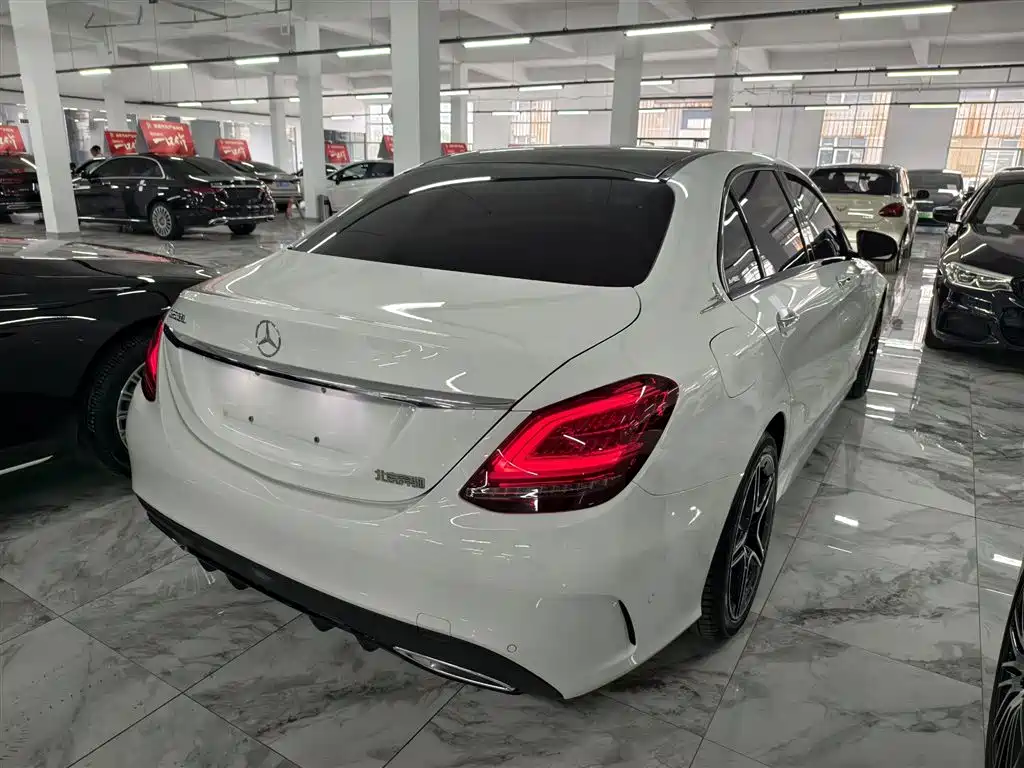MERCEDES-BENZ CLASS C
