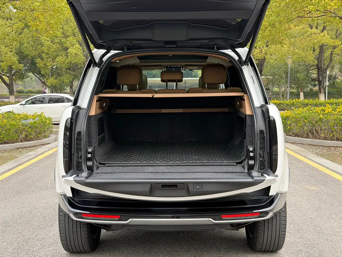 Land Rover Range Rover 2023 3.0 L6 400PS Genesis Extended Version фото 21