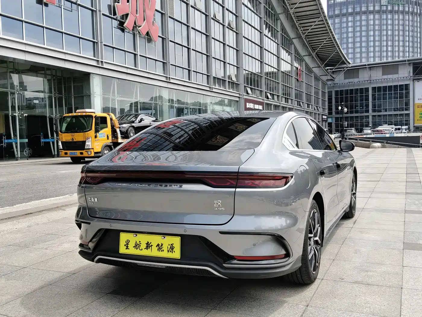 BYD Han 2022 EV Genesis Edition 610KM AWD Premium фото 4