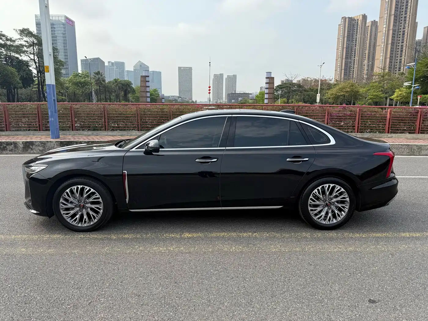 Hongqi HONGQI H5