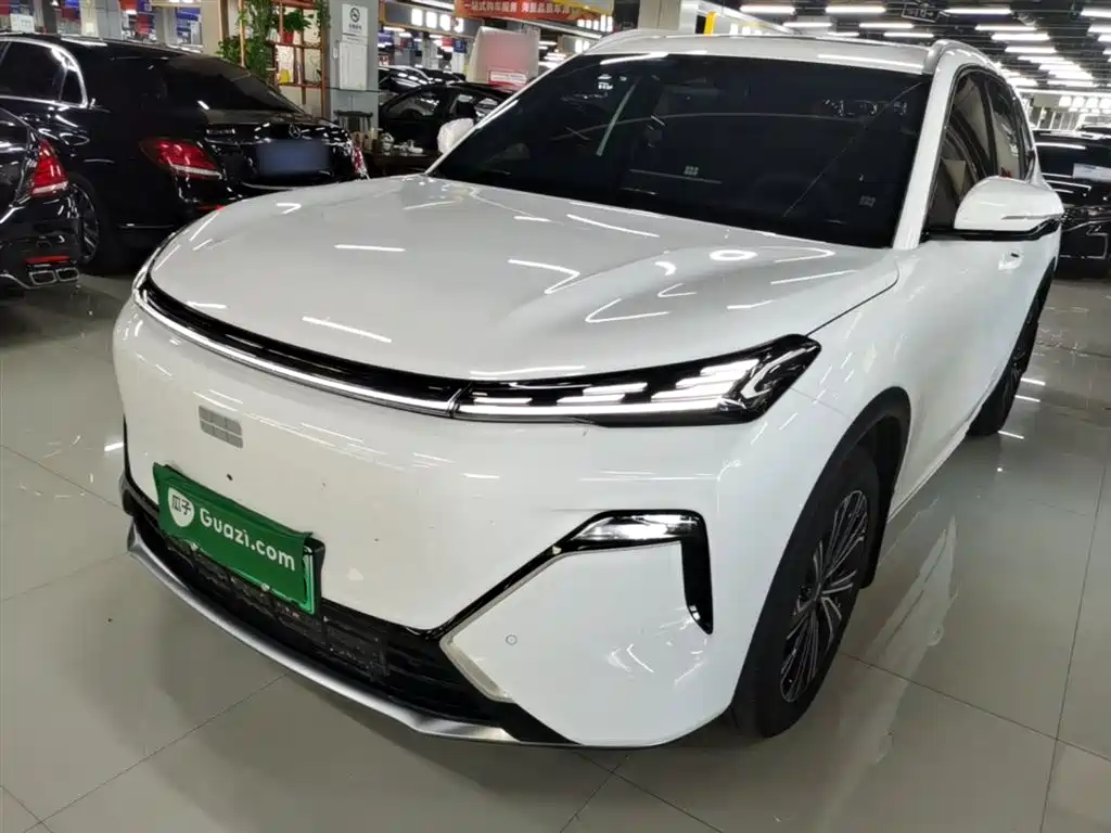 Geely Galaxy Starship 7 EM-i 2025 120km Navigation Edition