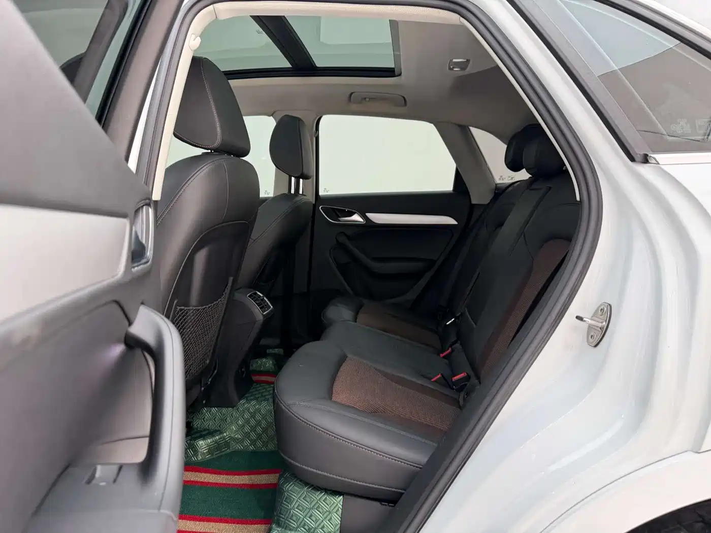 Audi Q3 2018 35 TFSI Fashion Collector's Edition фото 17