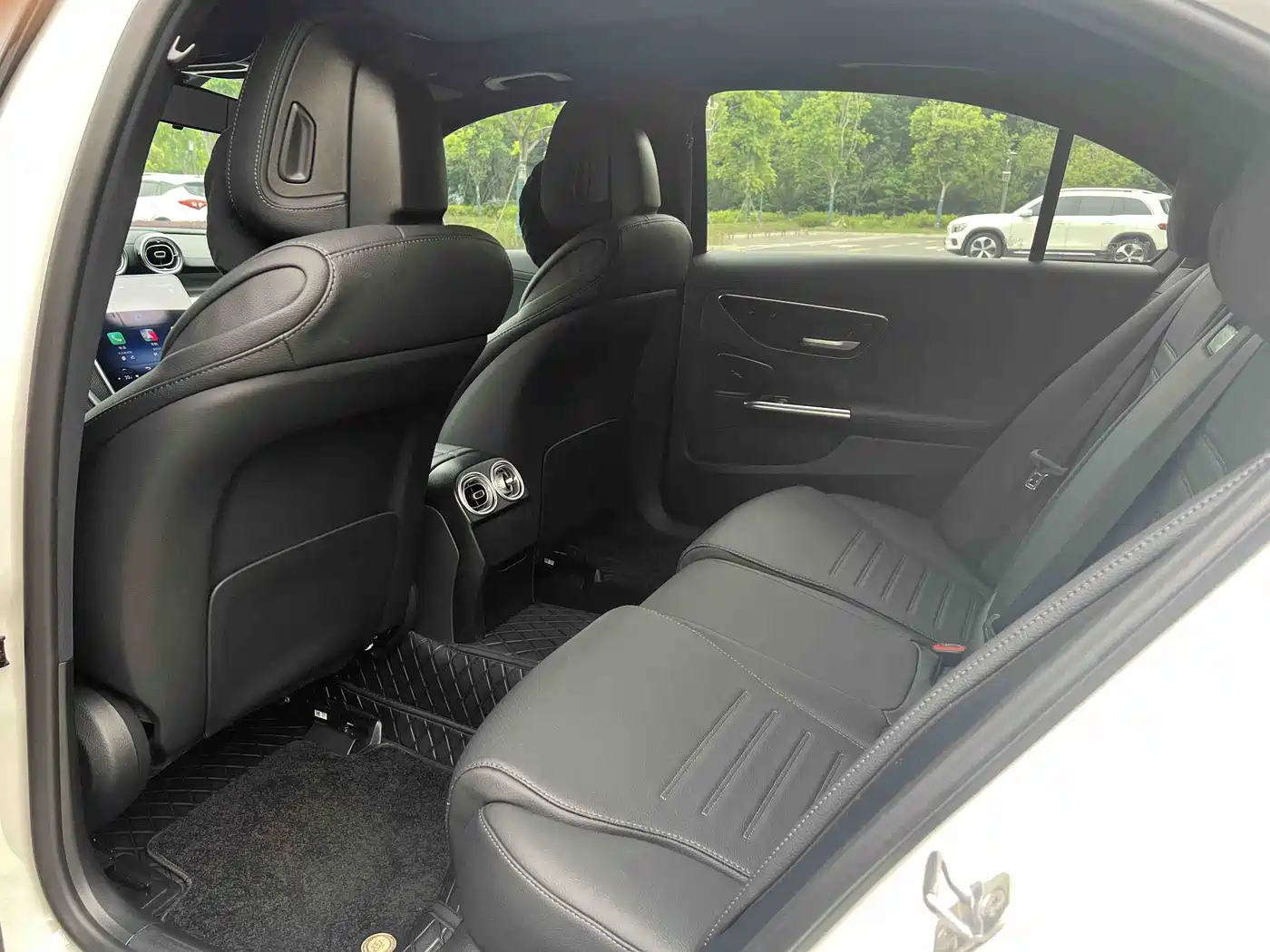 Mercedes-Benz C-Class 2025 C 260 L Sport Edition фото 11