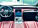 Фото 6 - Hongqi H5