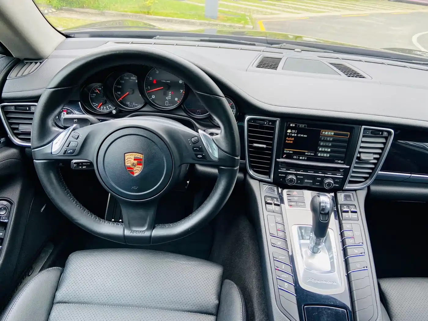 Porsche Panamera 2014 Panamera 3.0T фото 15