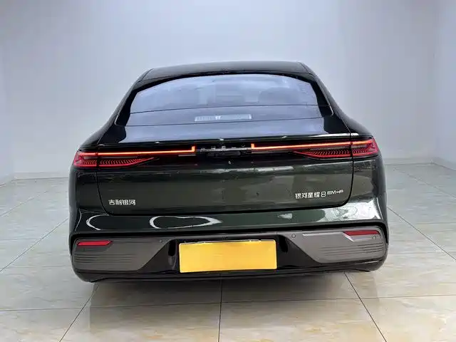 Geely Galaxy Galaxy Xingyao 8 2025 130km EM-P Starship Edition фото 6