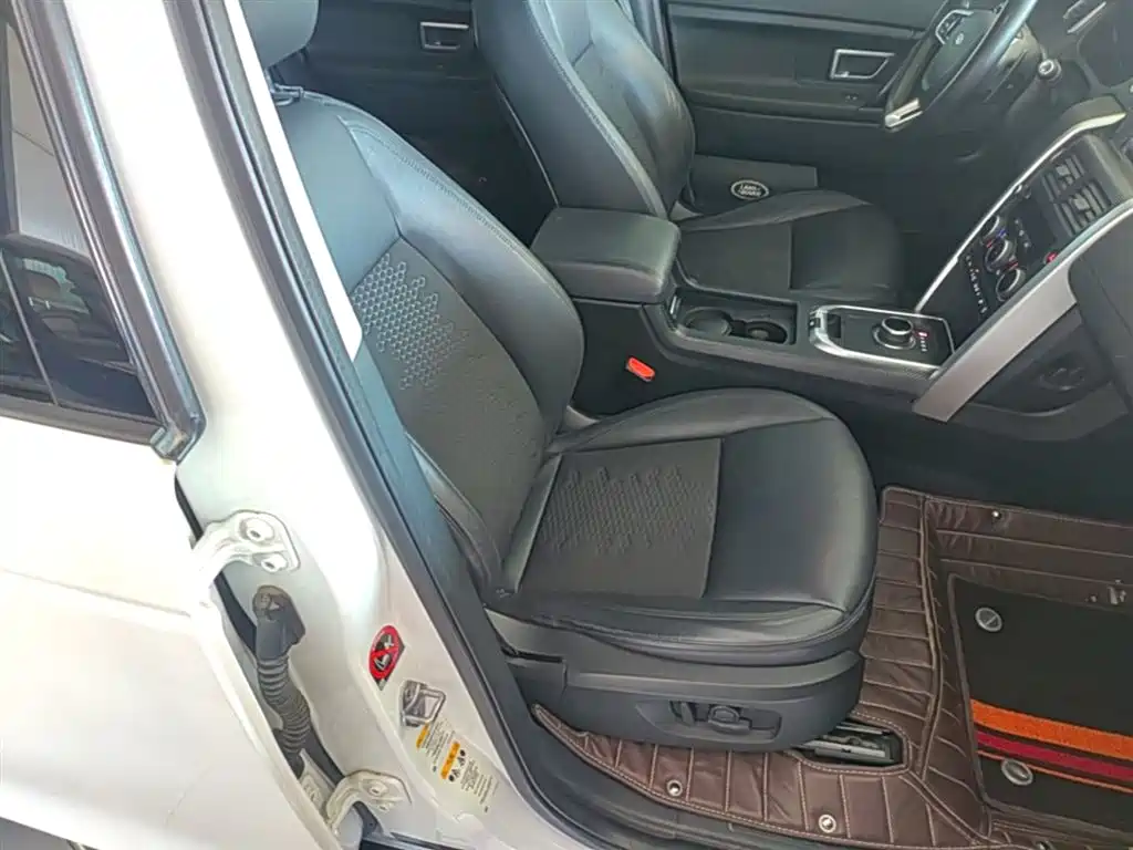 Land Rover Discovery Sport 2018 240PS PURE Edition фото 25