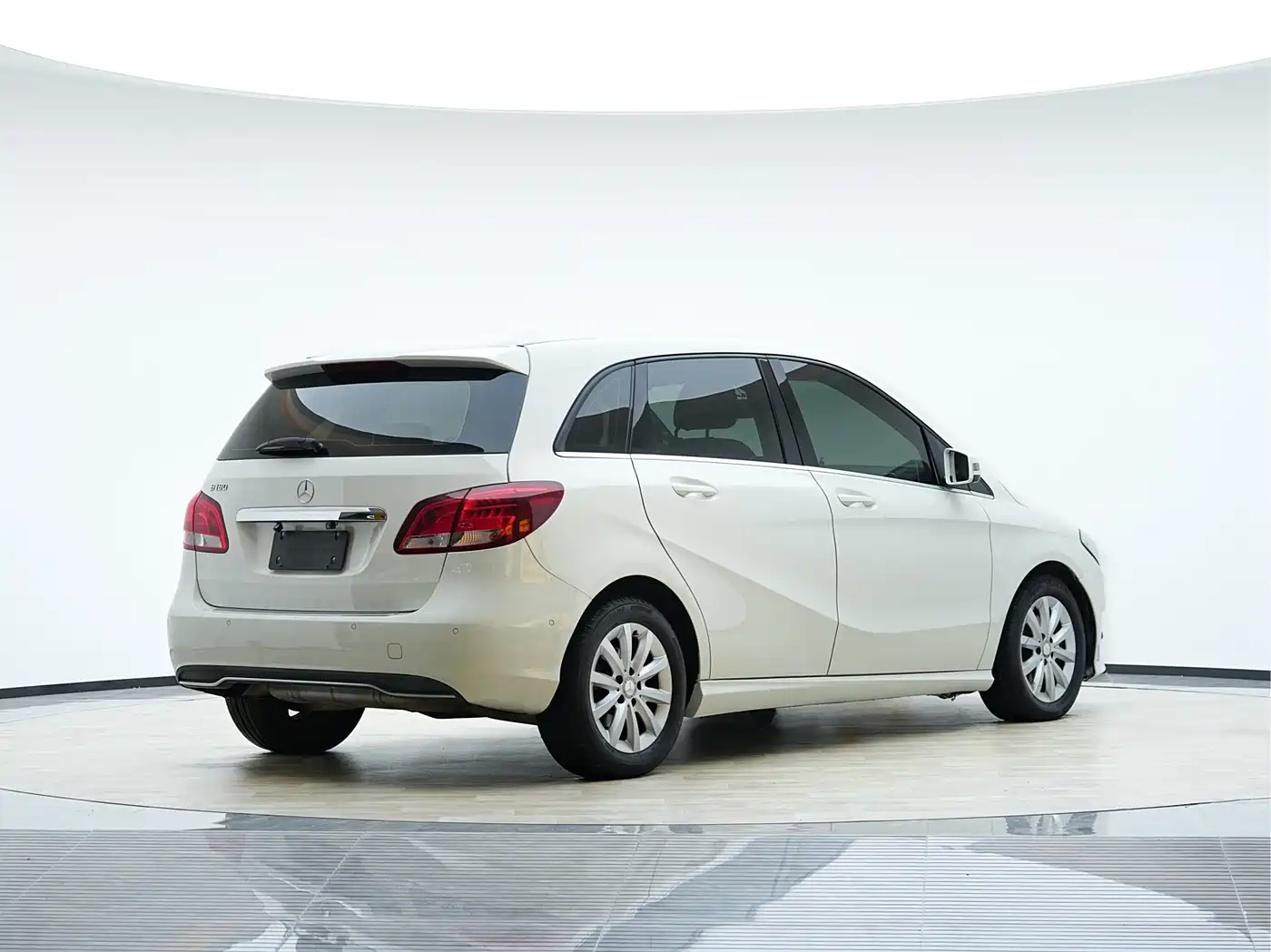 Mercedes-Benz B-Class 2016 B 180 фото 6