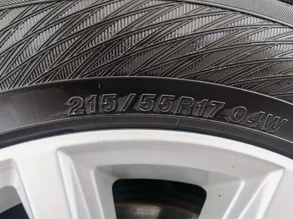 Volkswagen Magotan 2017 330TSI DSG Leading фото 24
