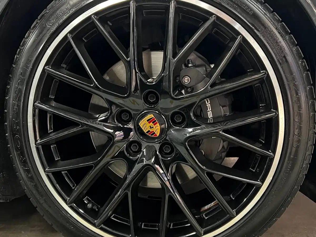 Porsche Panamera 2023 Panamera 4 Executive Long Wheelbase 2.9T фото 16
