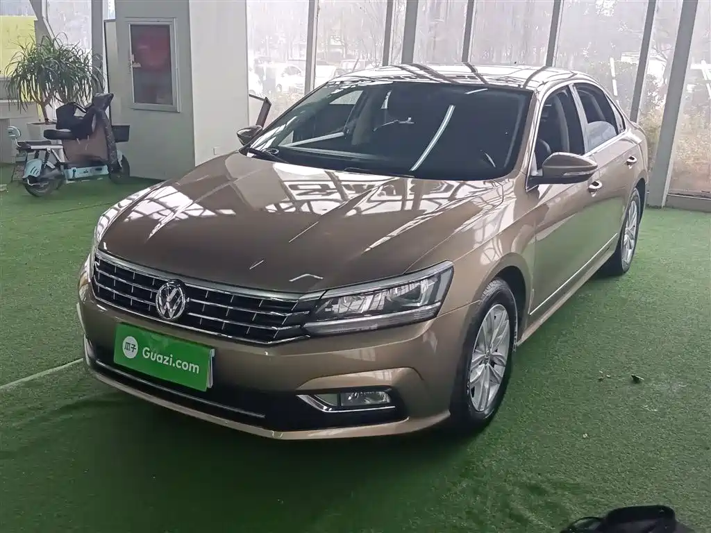 Volkswagen Passat 2016 330TSI DSG Honor Edition