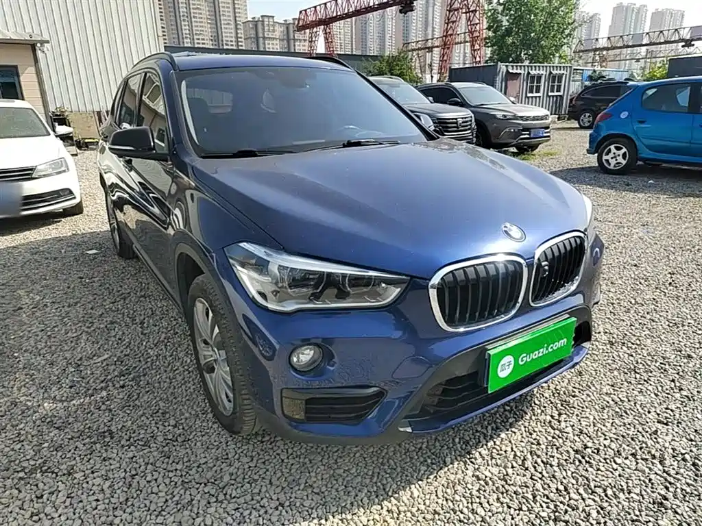 BMW X1 2018 sDrive18Li Premium Model фото 22