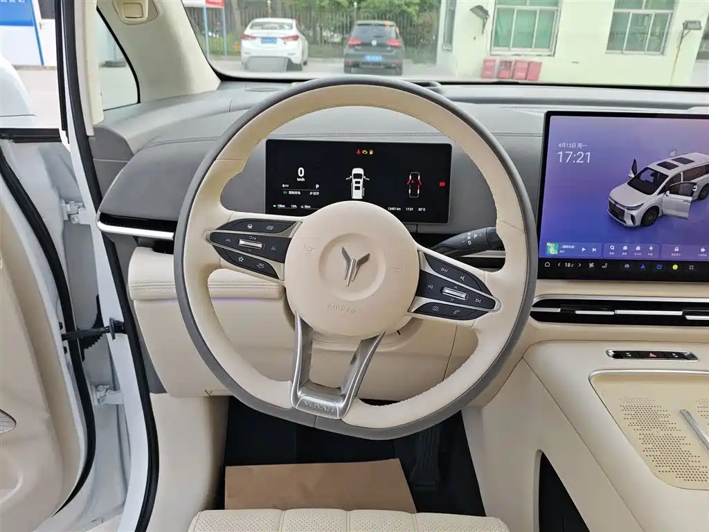Voyah Auto Voyah Dreamer 2025 PHEV AWD Flagship Kunpeng Edition фото 11