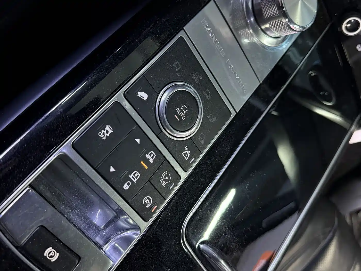 Land Rover Range Rover 2016 3.0 SC V6 Vogue фото 16