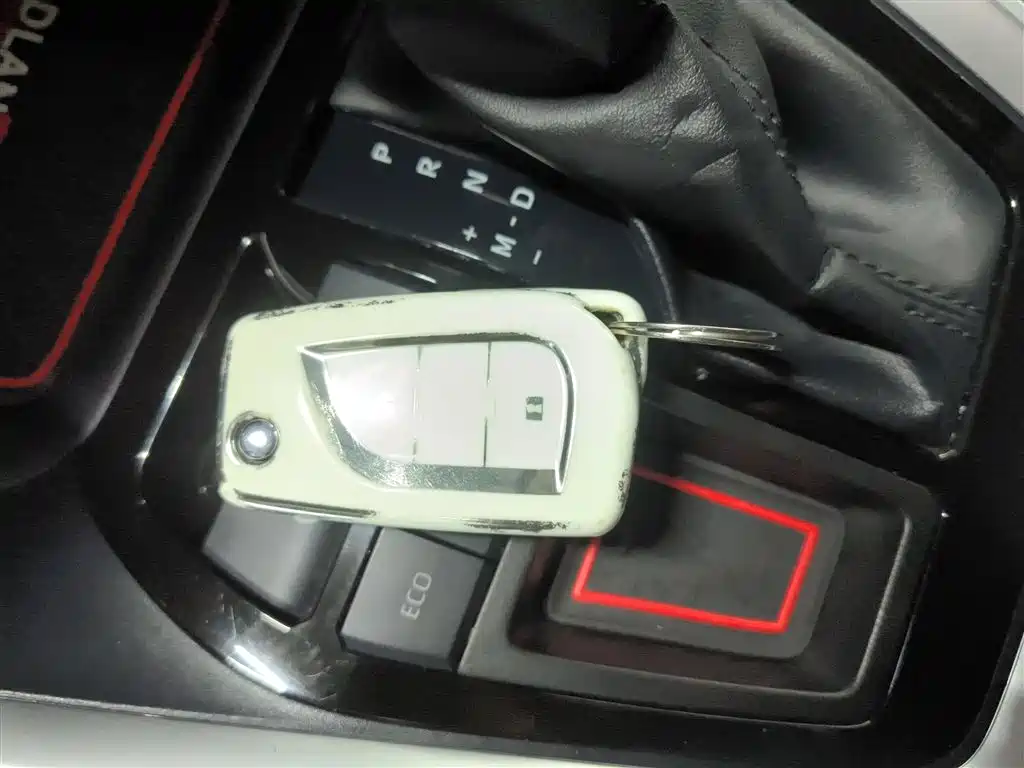 Toyota RAV4 Rongfang 2024 2.0L CVT FWD Urban Edition фото 17
