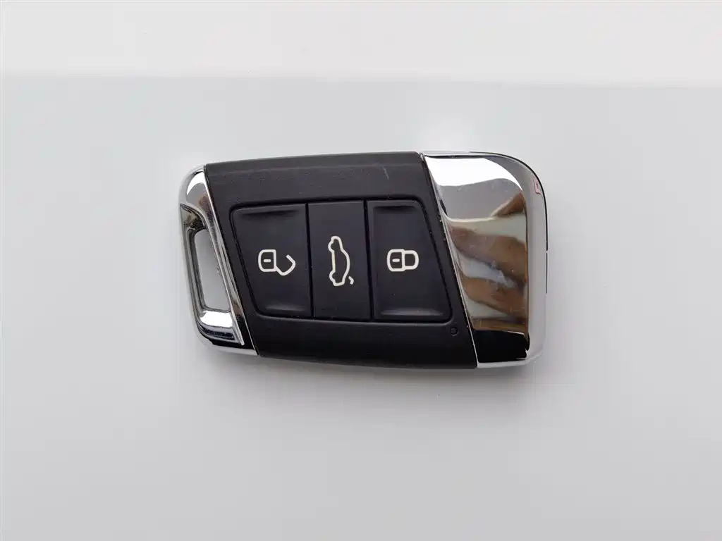 Volkswagen FAW-Volkswagen CC 2021 380TSI Eye-catching Edition фото 19