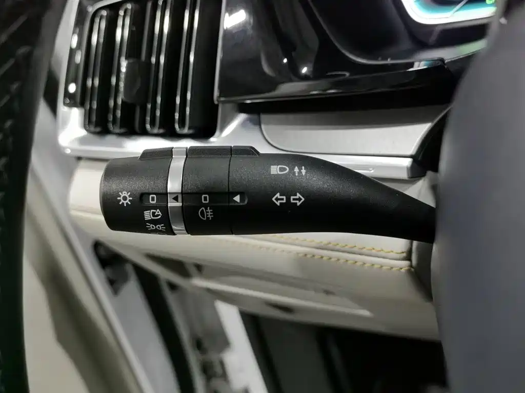 BYD Song PLUS PHEV 2021 DM-i 51KM Honor фото 21