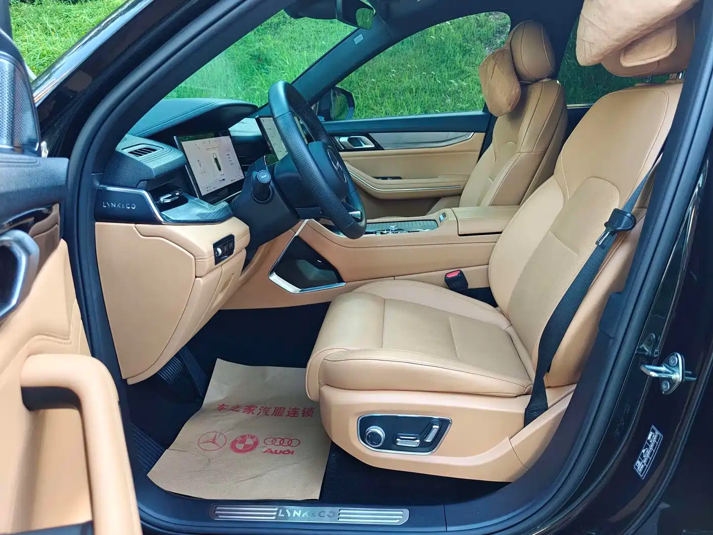 Lynk & Co 09 EM-P 2024 2.0TD EM-P AWD ULTRA 6-Seater фото 16