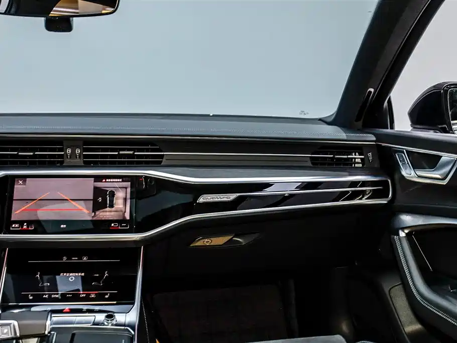 Audi A6L 2024 55 TFSI quattro Exclusive Dynamic фото 36