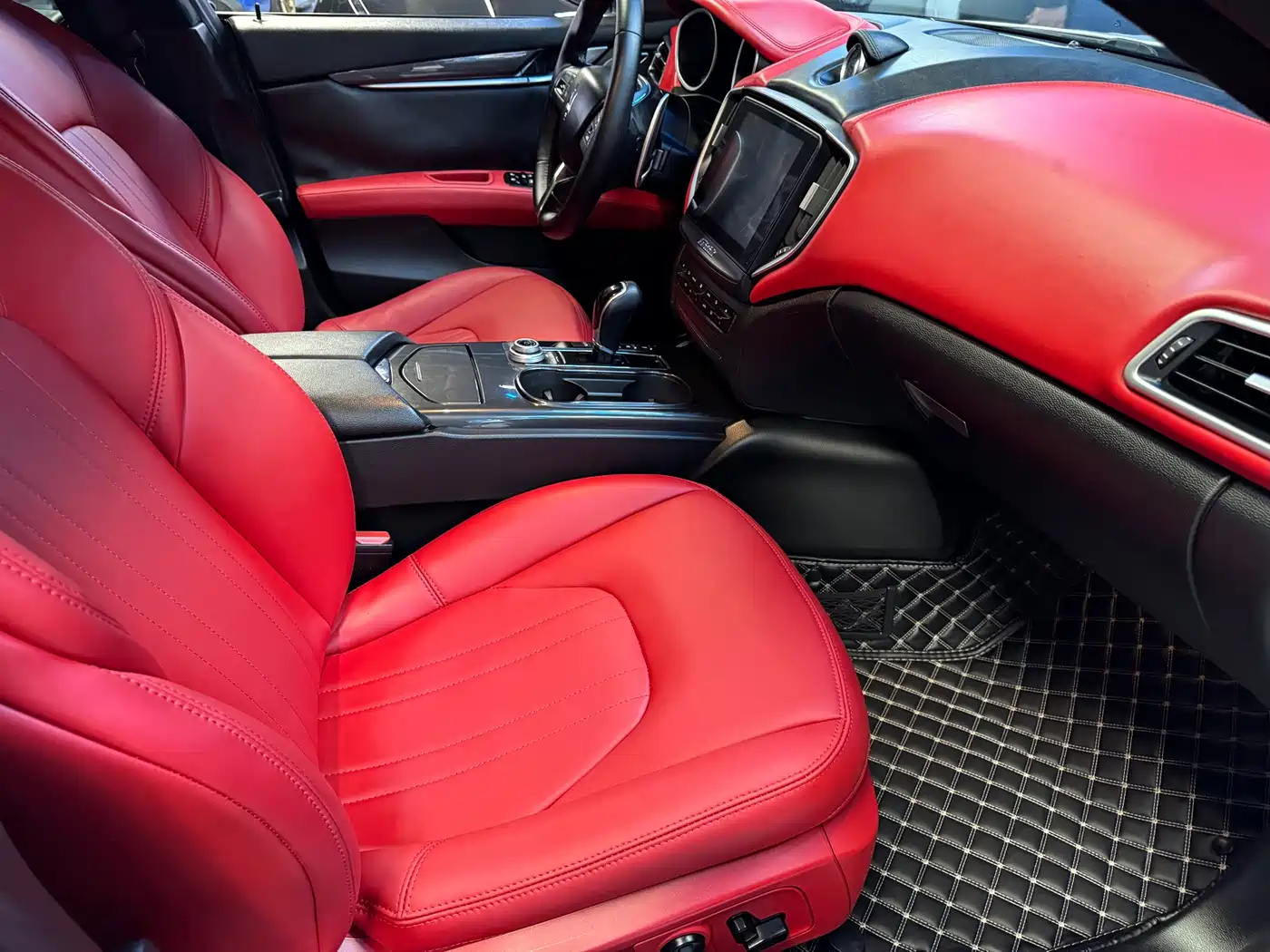 Maserati Ghibli 2017 3.0T Standard фото 10