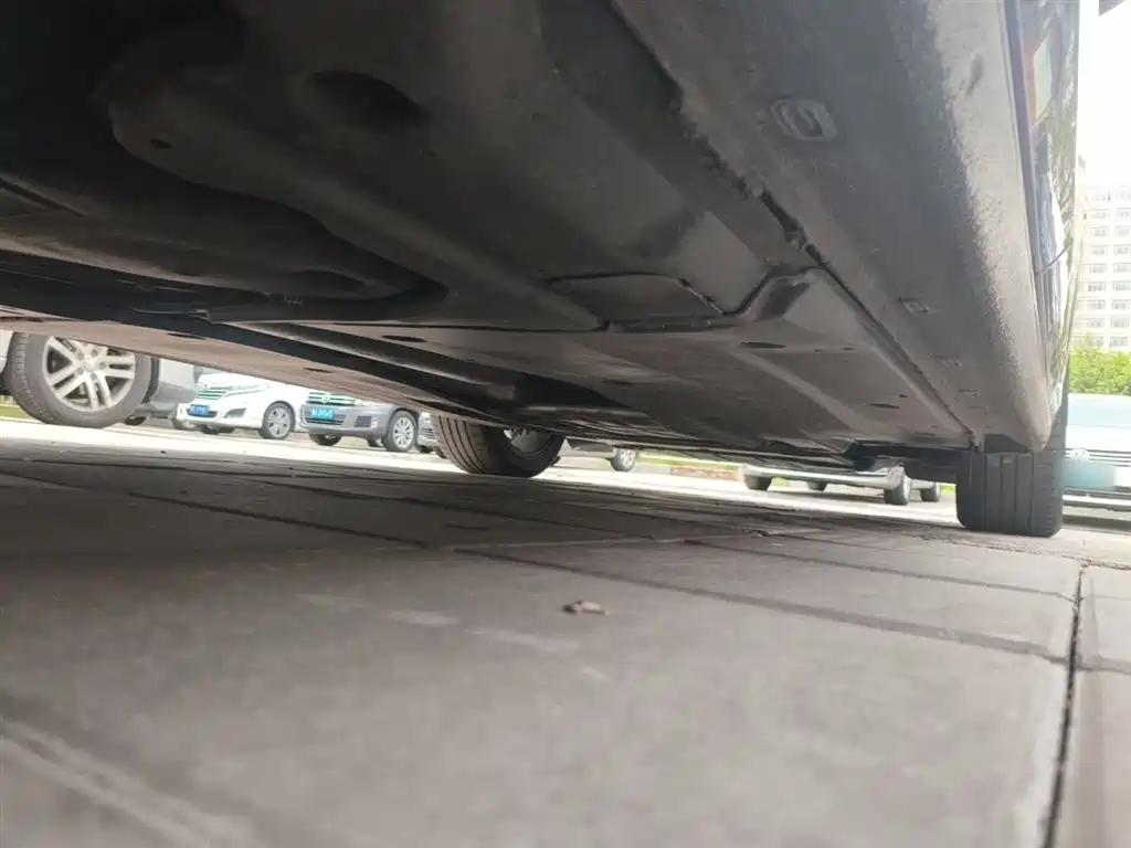 Volkswagen Passat 2021 Model 330TSI Luxury Edition фото 17