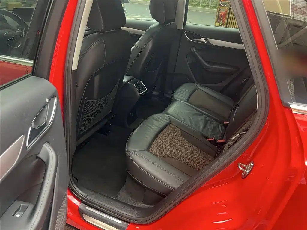 Audi Q3 2017 30 TFSI Sport фото 15