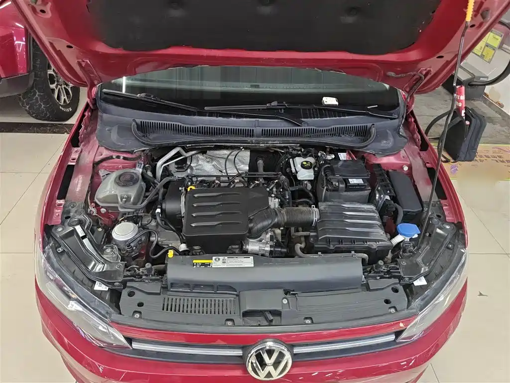 Volkswagen Polo 2019 Plus 1.5L Automatic Colorful Tech Edition фото 20