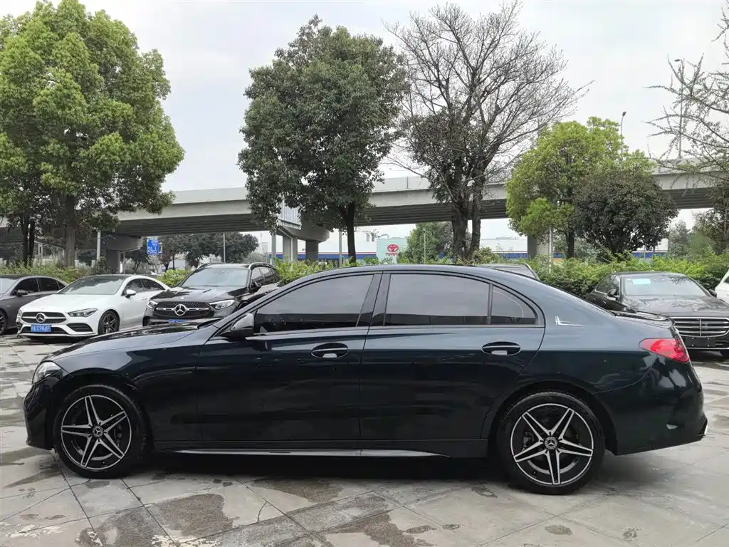 Mercedes-Benz C-Class 2023 C 260 L Night Edition Sport фото 5