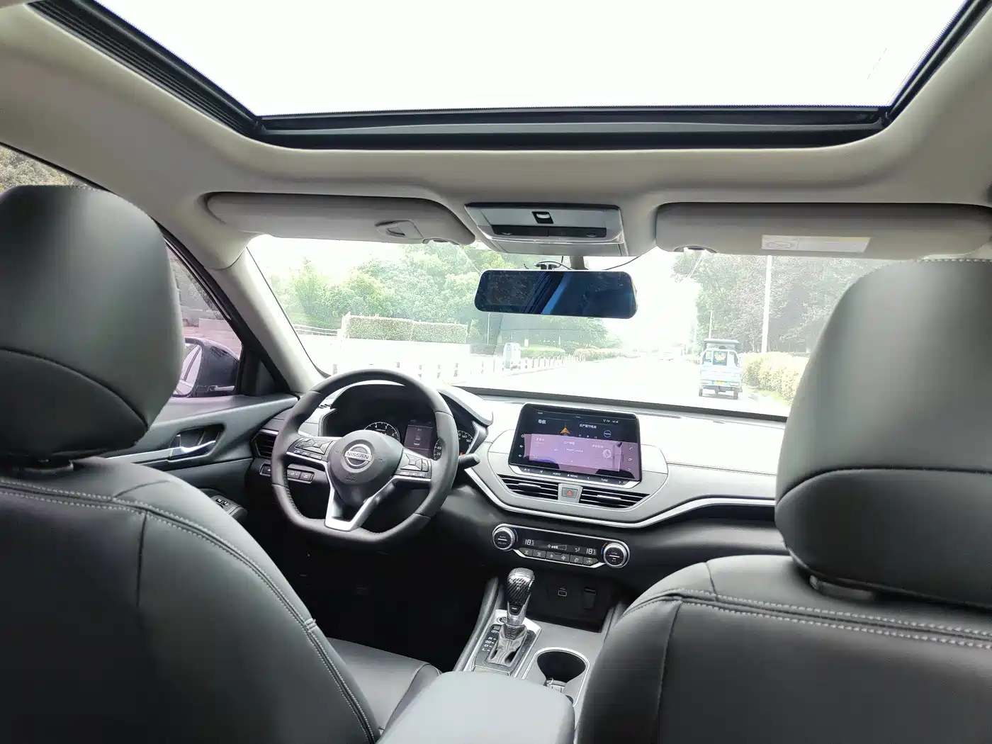 Nissan Teana 2020 2.0L XL Comfort Edition фото 9