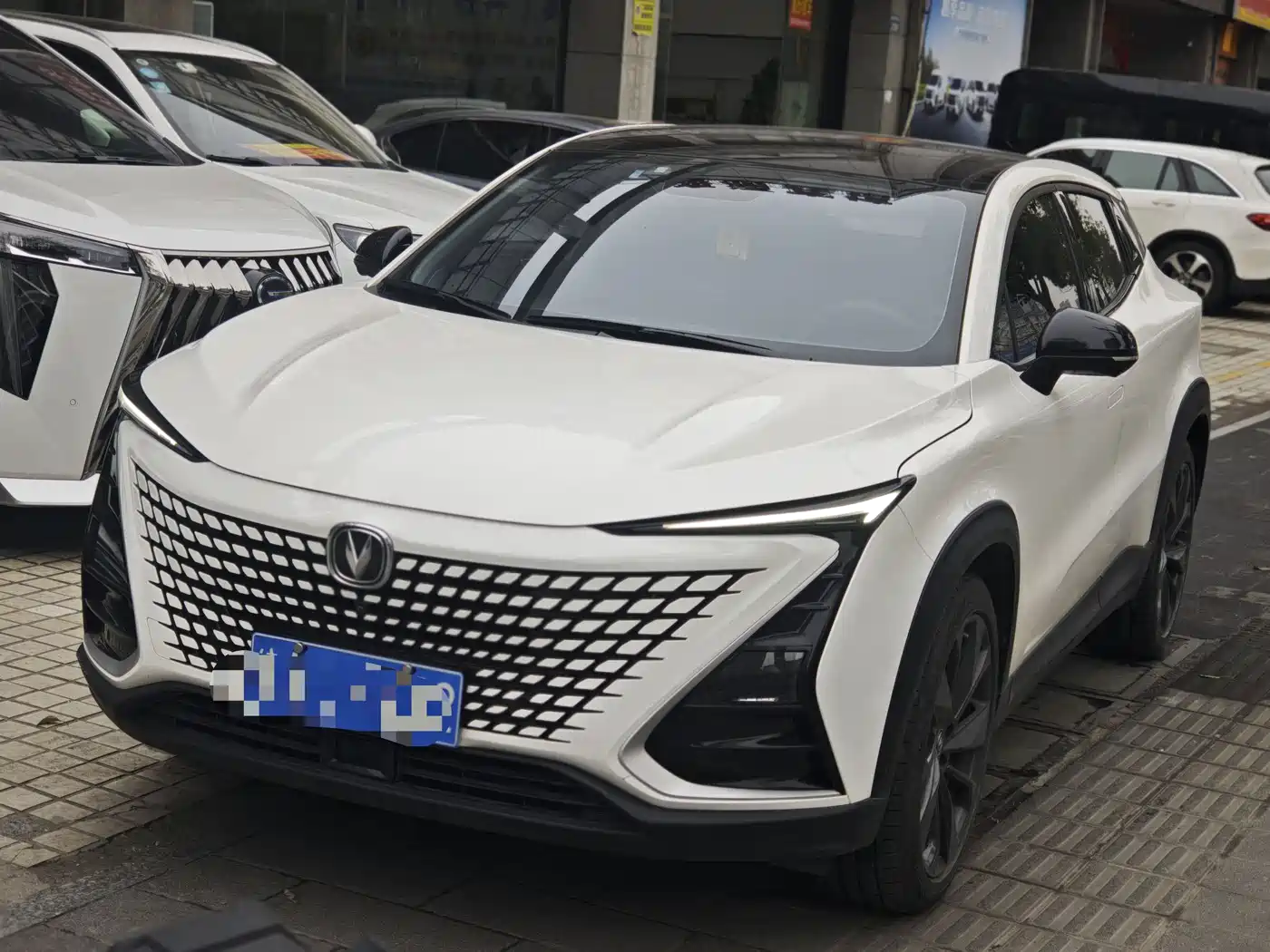 CHANGAN UNI-T