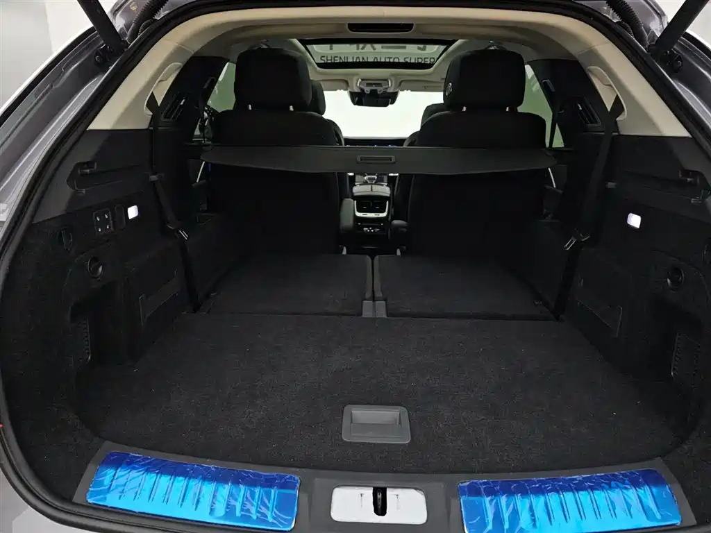 Hongqi E-HS9 2022 690km Qi Xiang Edition (6-seater) фото 18
