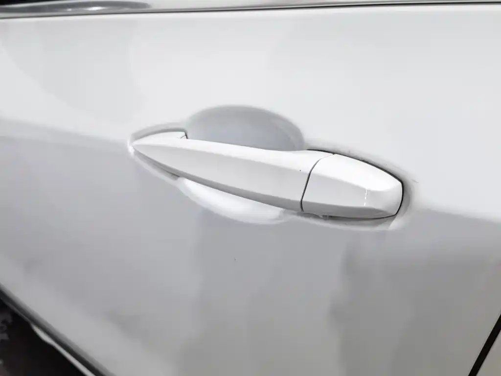 Photo 18 - BMW X2
