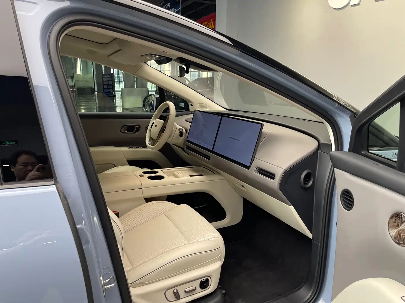 Li Auto Li i8 2025 Standard Edition фото 15